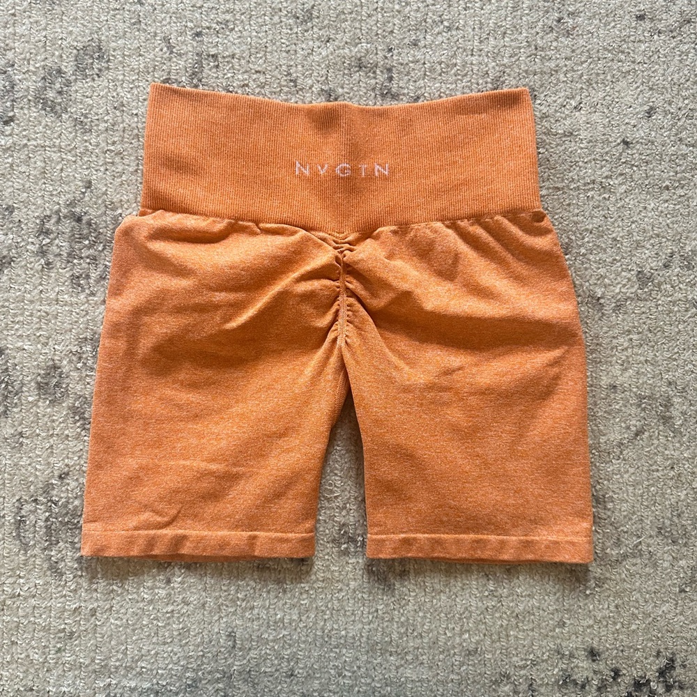 NVGTN Scrunch Seamless Shorts
